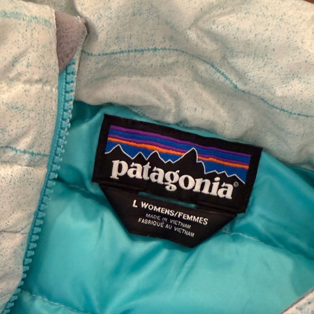 Patagonia Sky Blue Quilted Vest - Picture 2 of 4